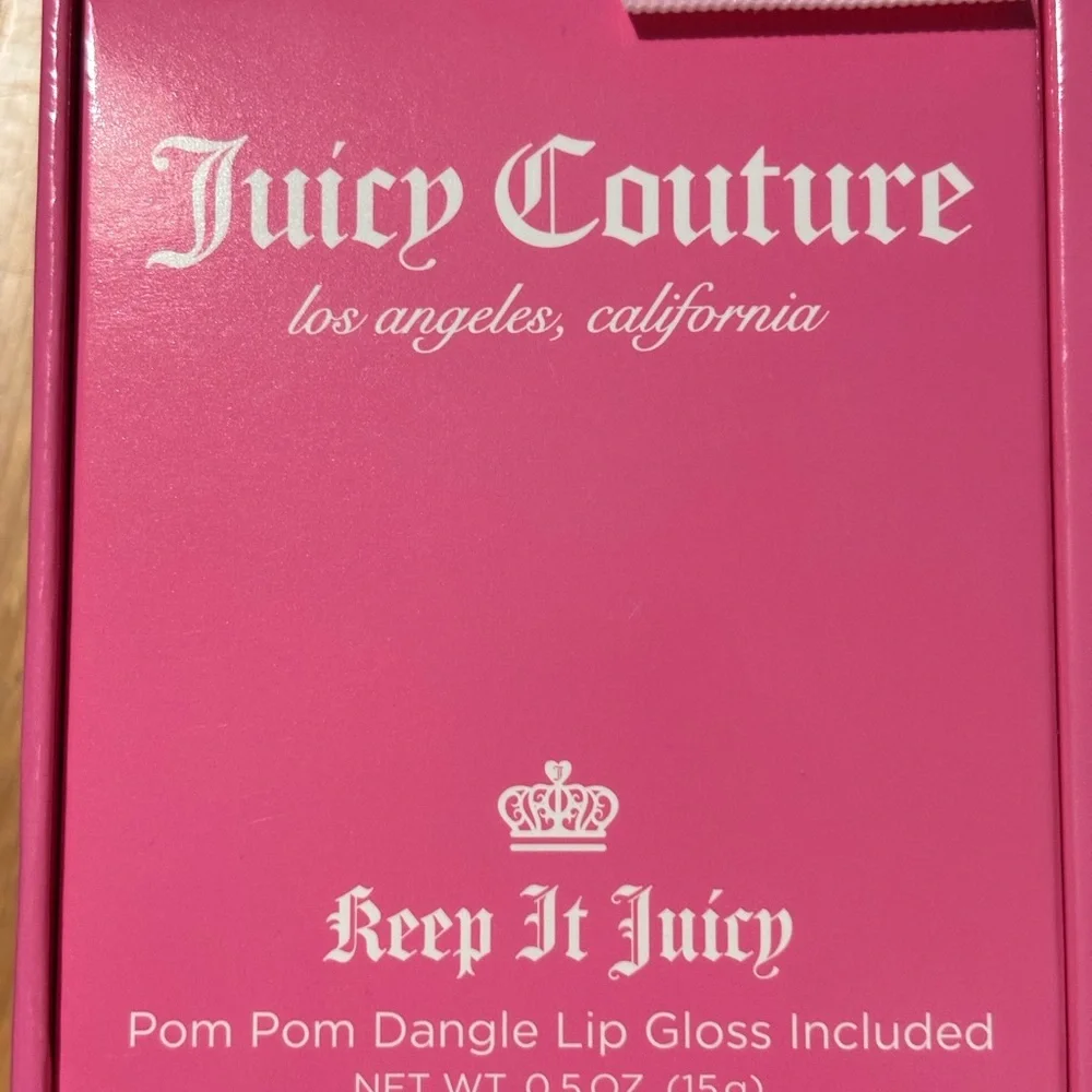NIB Juicy Couture Fuchsia Heart faux fur crossbody & pompom Lip Gloss keychain